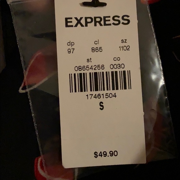 Express Crop Top - Picture 5 of 5